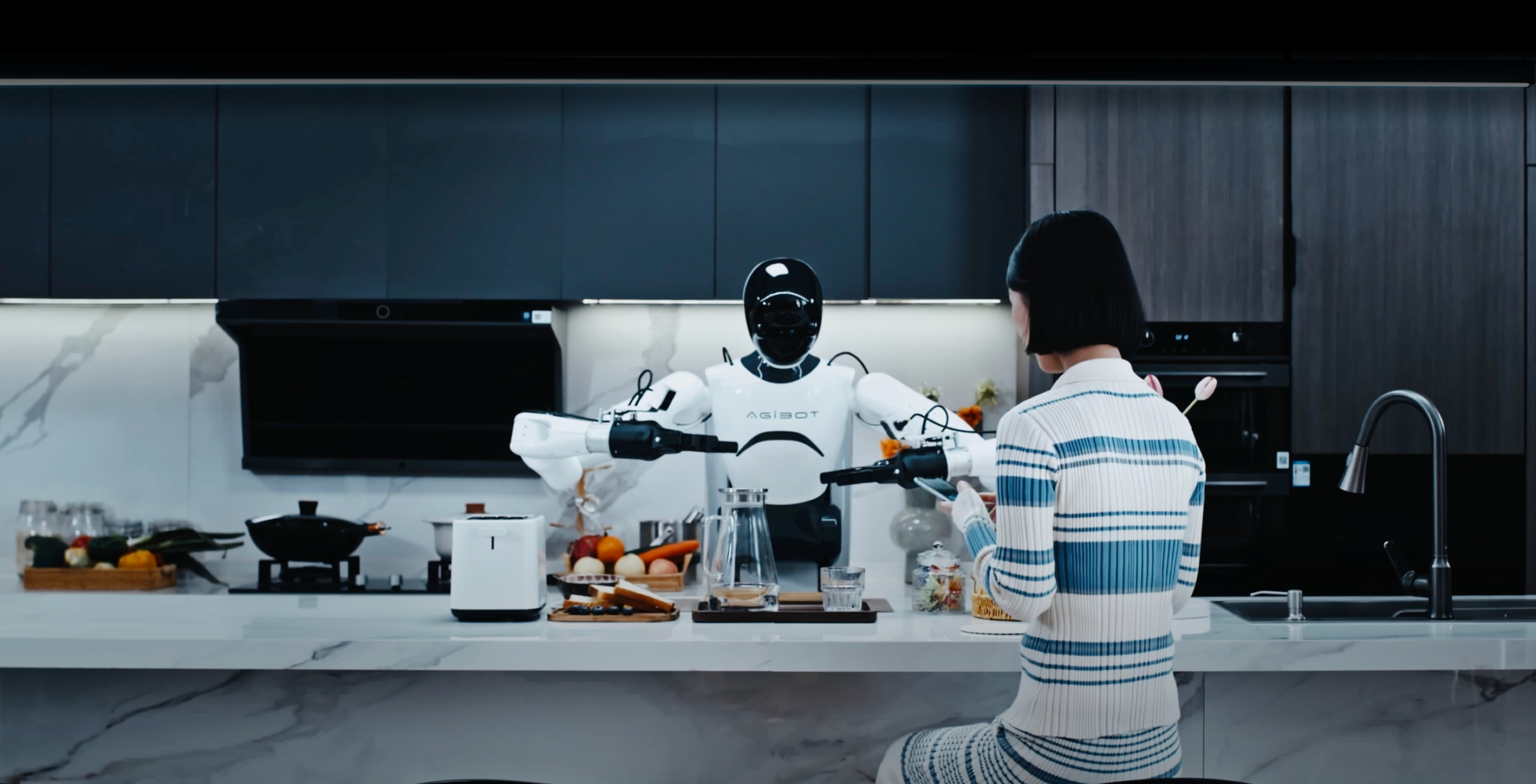 yy易游发布！ Genie Studio：行业首款具身智能一站式开发平台